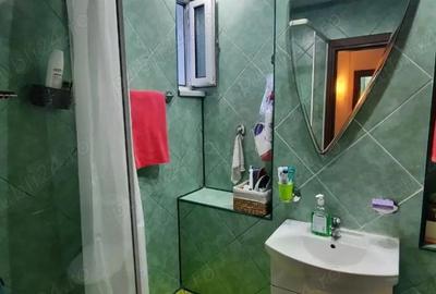Apartament cu 3 camere decomandat în Central - 1