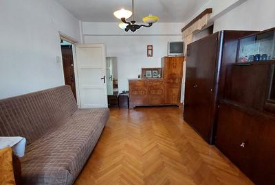 Piata Mihail Kogalniceanu, Cismigiu, 2 camere, etaj 4/6, balcon deschis Piata Mihail Kogalniceanu, Cismigiu, 2 camere, etaj 4/6, balcon deschis - 8