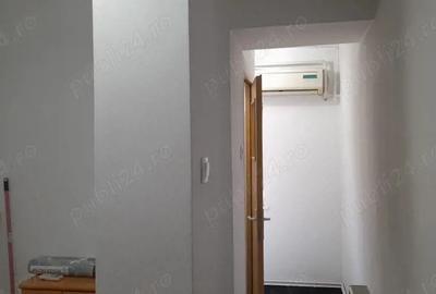 Garsonieră decomandată în Piața Centrală - 3