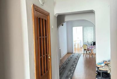 Apartament cu 3 camere decomandat în Central - 10
