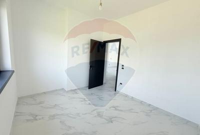 Duplex cu 5 camere cu Teren 300 Mp în Cornetu - 11