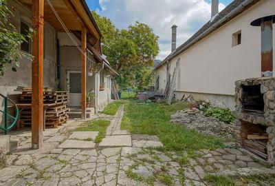 Casa spatioasa cu teren generos, in zona centrala a Sacelelor - 9