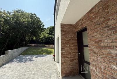 Case cuplate la liziera padurii , ideale pentru 2 familii ! - 6