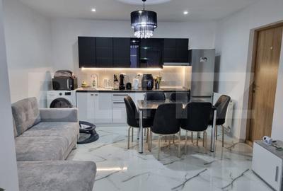 Casa de vanzare, cu doua unitati locative, 5 camere, 158 mp, zona Geoagiu