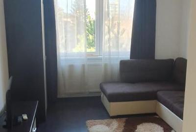 Apartament cu 3 camere semidecomandat în Central - 6