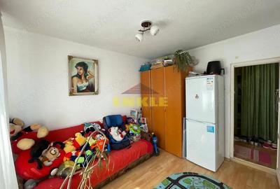 Apartament cu 4 camere decomandat în Central - 2