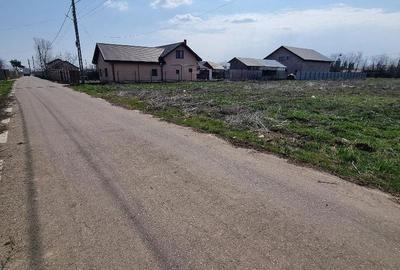 Teren de 1000 mp, în Central - 1