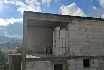 Vand casa in construc?ie . - 1