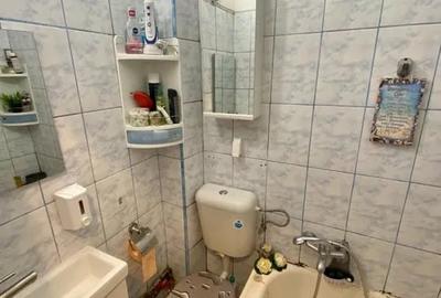 Garsonieră decomandată, mobilată în Tractorul - 5