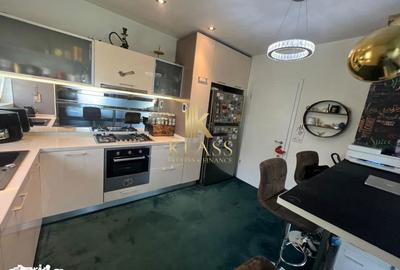 Apartament cu 4 camere în Central