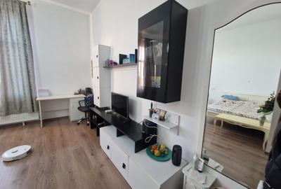 Garsonieră decomandată, mobilată în Medicină - 10