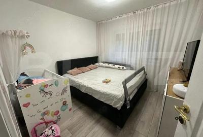 Apartament de vanzare, cu 3 camere, 55 mp, zona Sarari Apartament de vanzare, cu 3 camere, 55 mp, zona Sarari - 2