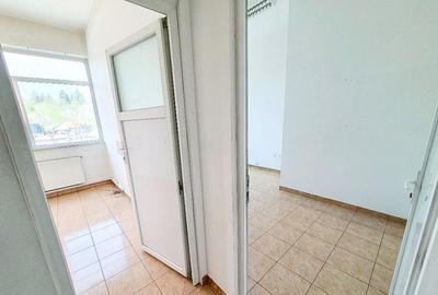 Inchiriere spatiu birou central Pitesti Inchiriere spatiu birou central Pitesti - 2