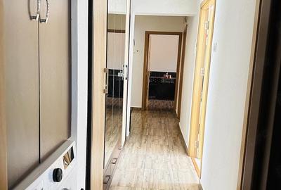 Apartament cu 4 camere decomandat în Central - 2