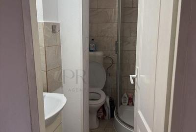 Garsonieră decomandată, mobilată în Complex Studențesc