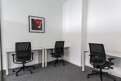 Spa?iu privat pentru 4 Regus Vox Technology Park - 10