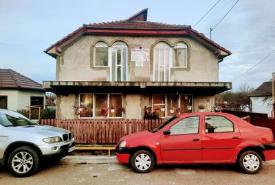 Casă individuală cu 4 camere cu Canalizare în Cristur