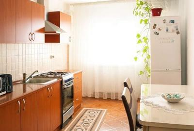 Apartament cu 4 camere decomandat în Central - 8