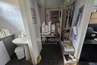 Casă cu 5 camere cu Teren 130 Mp în Luncă - 2