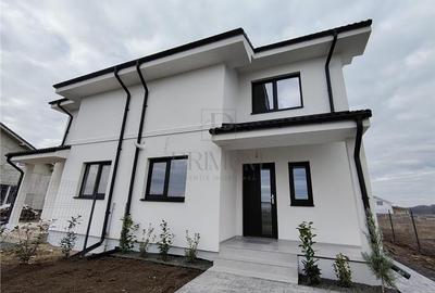 Duplex superb - zona linistita - compartimentare practica- iluminat stradal - 3