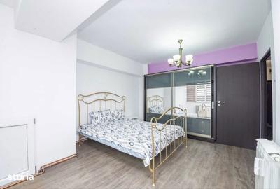 Apartament cu 3 camere decomandat în Rovine - 2