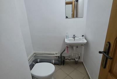 Spațiu comercial, de 68 mp, în Republicii - 4