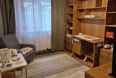 Apartament cu trei camere, zona Bradet, disponibil - 5