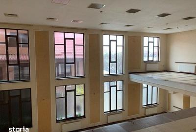 Spațiu comercial, de 450 mp, în Central - 14