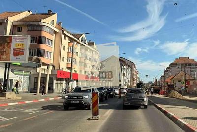 Apartament cu 3 camere decomandat, mobilat în Turnișor - 1