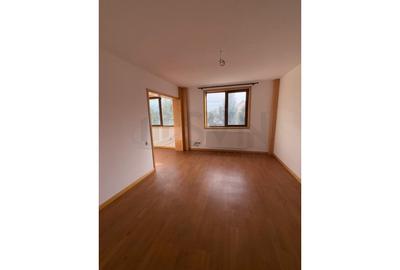 Casă individuală cu 6 camere cu Canalizare în Prelungirea Ghencea - 16