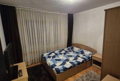 Apartament cu 2 camere decomandat în Rovine - 2