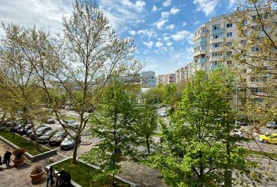 Apartament cu 3 camere decomandat în Apărătorii Patriei - 11