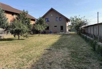 Casă cu 4 camere în Central - 8