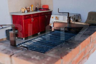 Casă cu Teren 1113 Mp în Central - 10