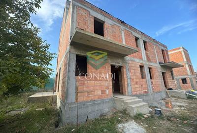 Duplex cu 4 camere cu Canalizare în Tunari - 2