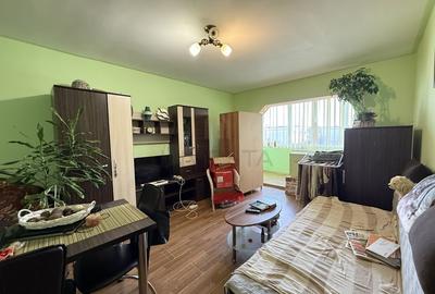 Apartament cu 3 camere de vanzare / cartier Intre Lacuri - 2
