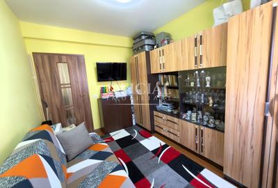 Apartament cu 3 camere semidecomandat, mobilat în Florești - 10