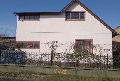 Casă cu 2 camere cu Teren 500 Mp în Bretea Mureșană - 4