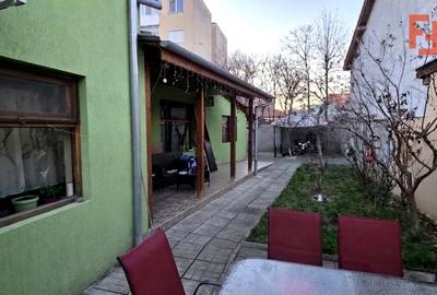 Casă individuală cu 3 camere cu Canalizare în Aurel Vlaicu - 9