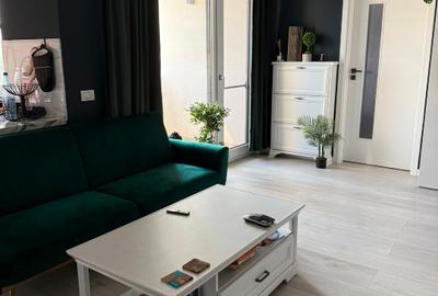 Vand apartament 2 camere + Terasa exterioara West Residence