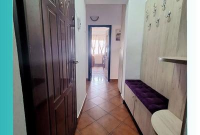 Apartament cu 2 camere decomandat în 9 Mai - 2