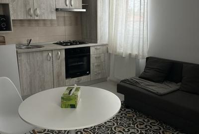 Apartament cu 2 camere decomandat în Titan - 4