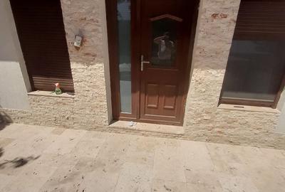 Casă cu 4 camere în Mircea-Vodă - 2