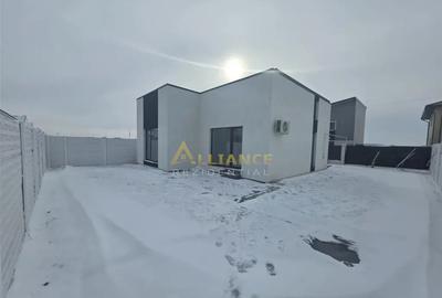 Casă cu 3 camere cu Teren 300 Mp în Berceni - 3