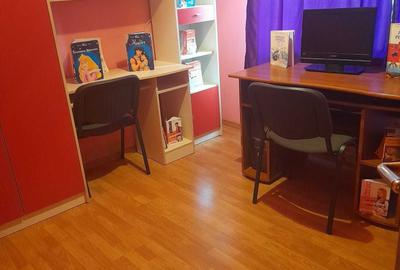 Apartament cu 3 camere decomandat în Central - 1