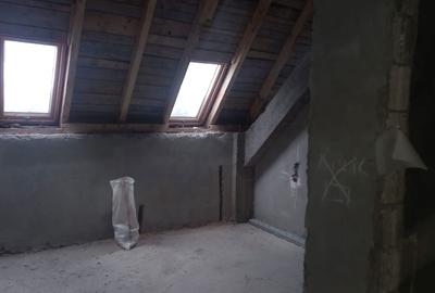 Garsonieră decomandată în Bușteni - 4