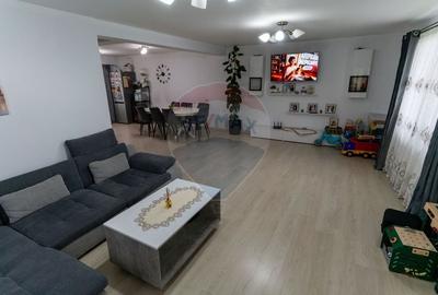 Casă / Vilă deosebita de vânzare, Hateg jud. Hunedoara - 2