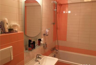 Apartament cu 3 camere semidecomandat, mobilat în Decebal - 9