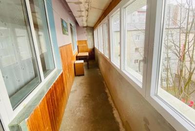 Apartament cu 3 camere semidecomandat în Independenței - 6