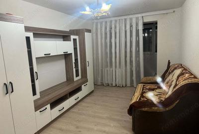 Garsonieră semidecomandată în Romană